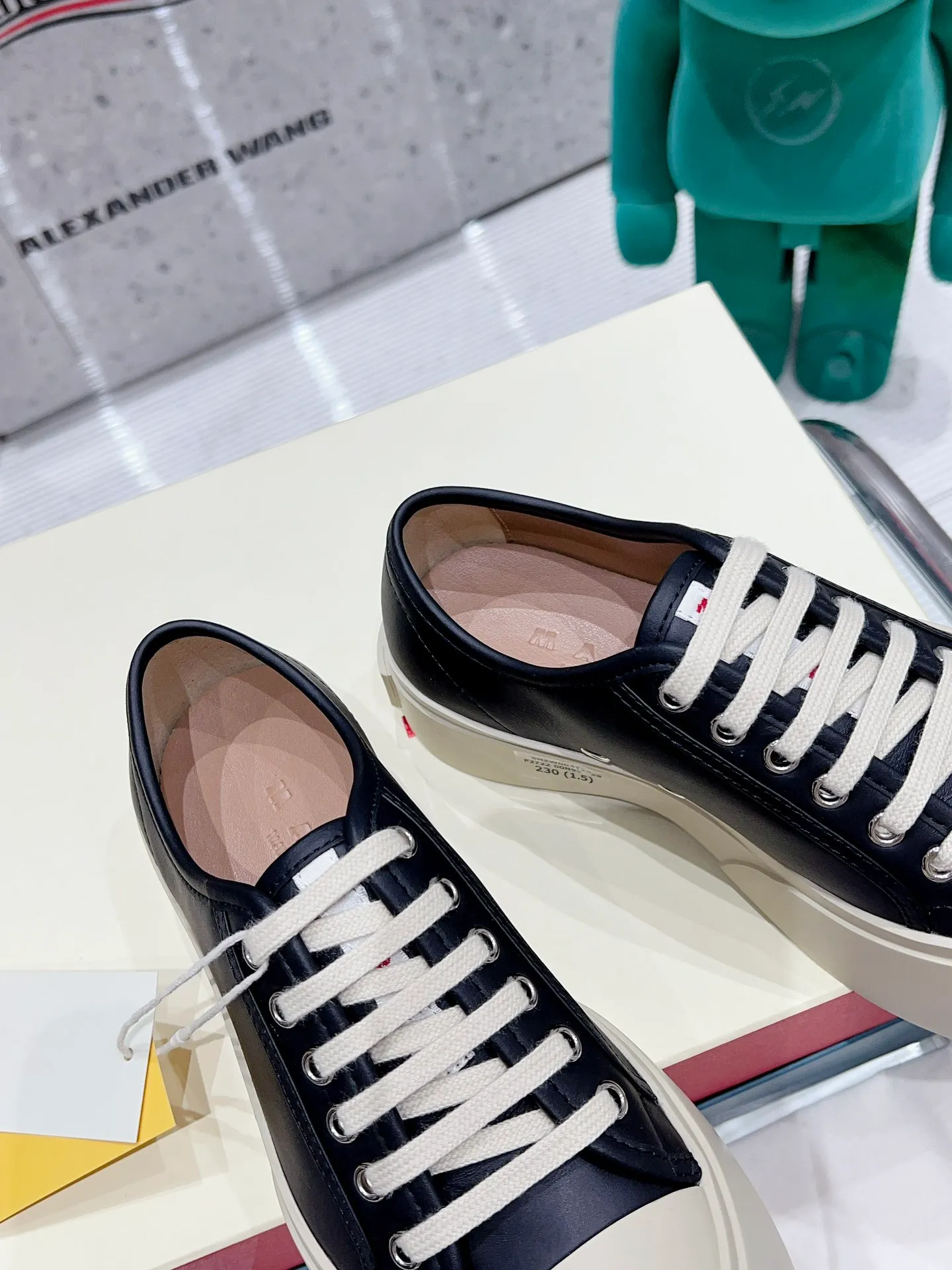 👟👟Ex-factory price 480👟👟 marni big-toe shoes, the latest version, with chip version! New version of outsole, new color, so all colors are in stock!